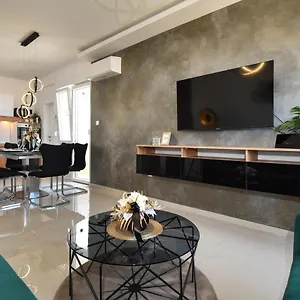  Apartament Nella With Sea Wiew